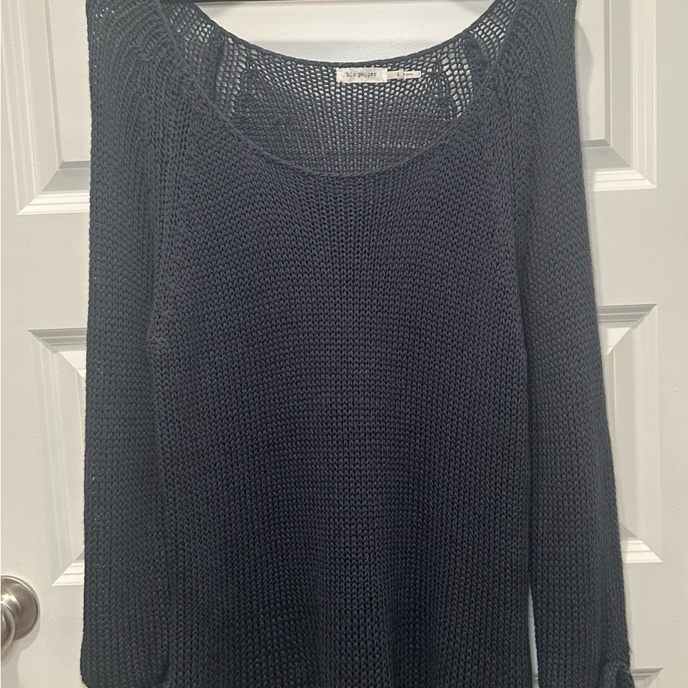 Sweater - Picture 11 of 12